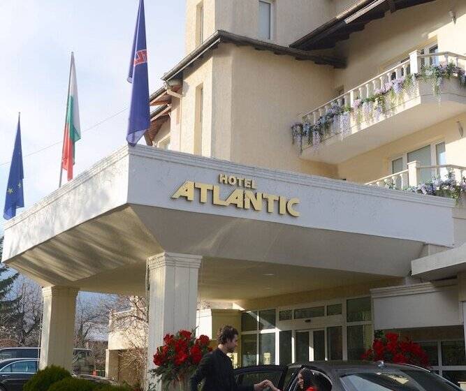 Atlantic Hotel   Free Parking