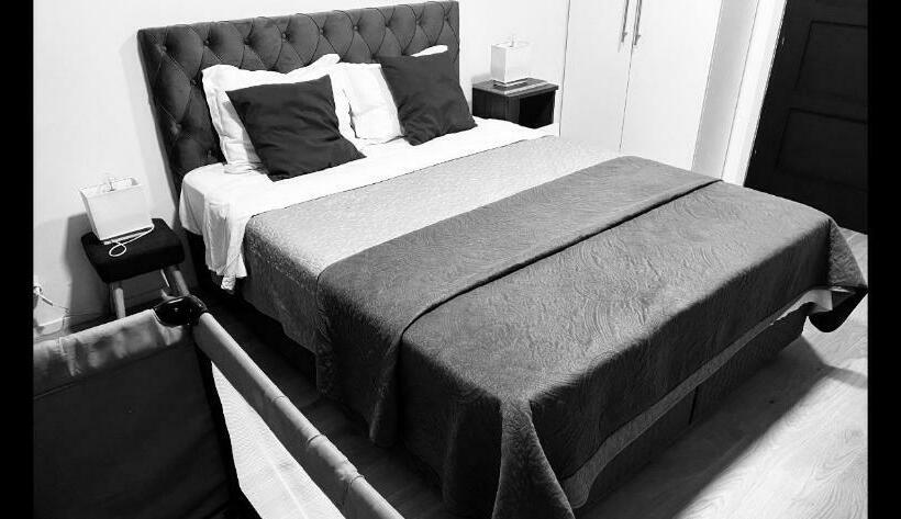 ホテル Au Manoir Des Vallees