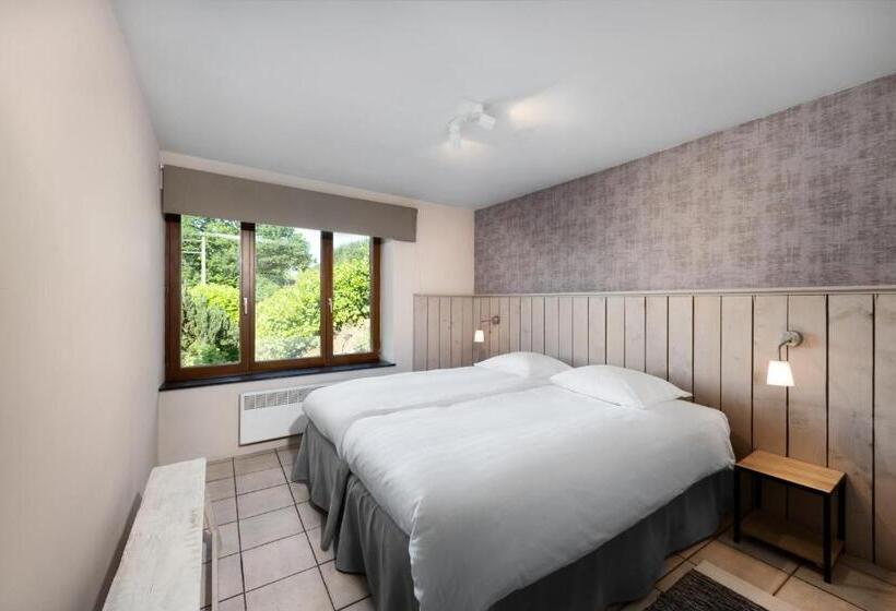 בית מלון כפרי Aux Ecuries De La Reine