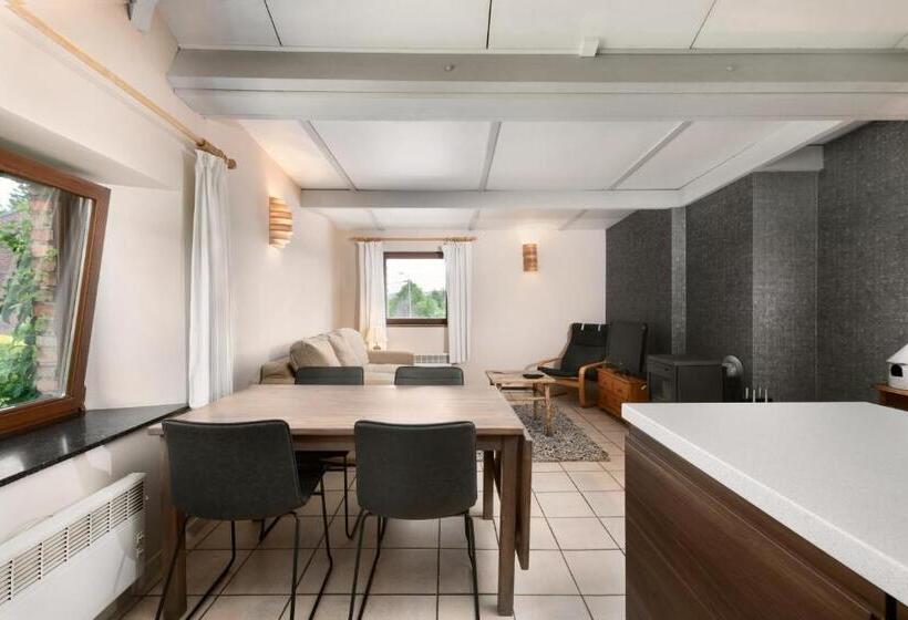 בית מלון כפרי Aux Ecuries De La Reine