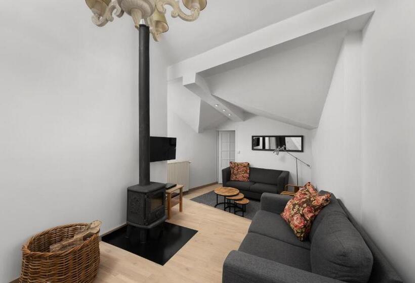 בית מלון כפרי Aux Ecuries De La Reine