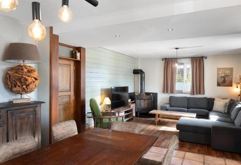 בית מלון כפרי Aux Ecuries De La Reine