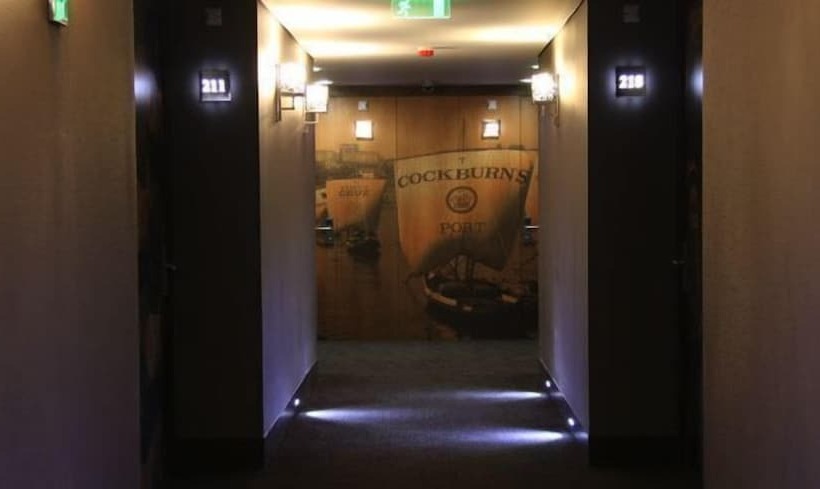 هتل Axis Porto Business & Spa