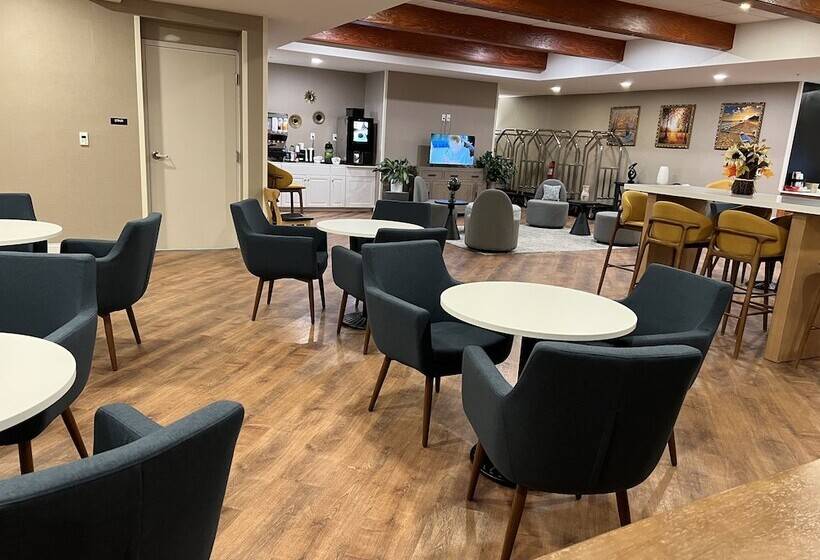 Casco Bay Hotel Portland Airport Maine Mall, Ascend Hotel Collection