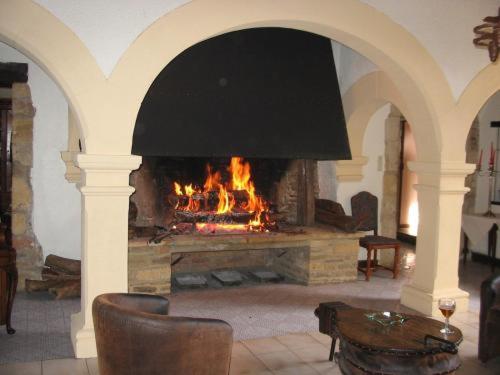 בית מלון כפרי Chateau De Latour