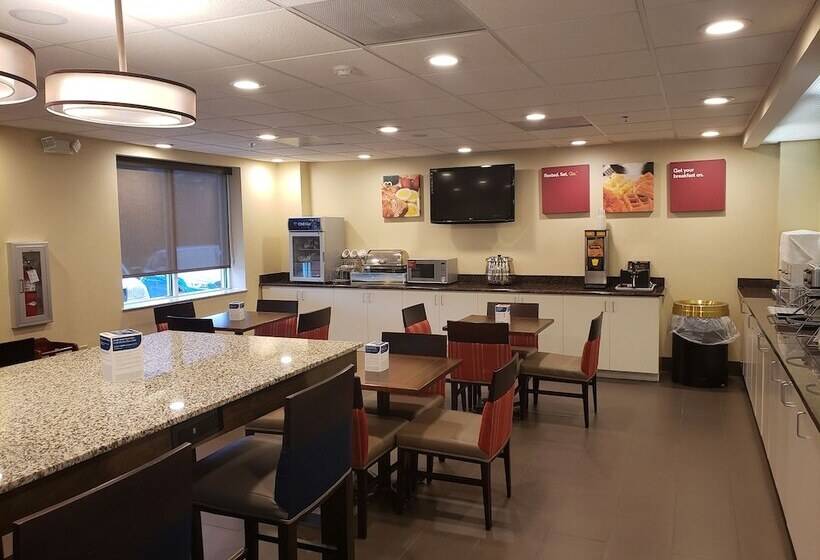 هتل Comfort Suites Raleigh Walnut Creek