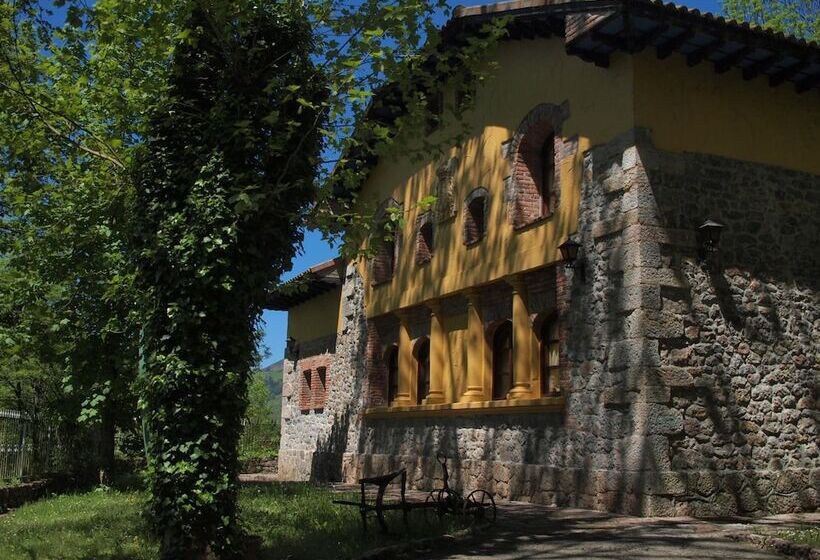 Conjunto Hotelero La Pasera