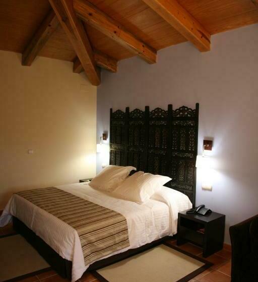 هتل Convento Del Giraldo