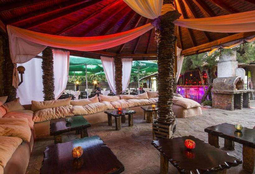 בית מלון כפרי Coral Guest House