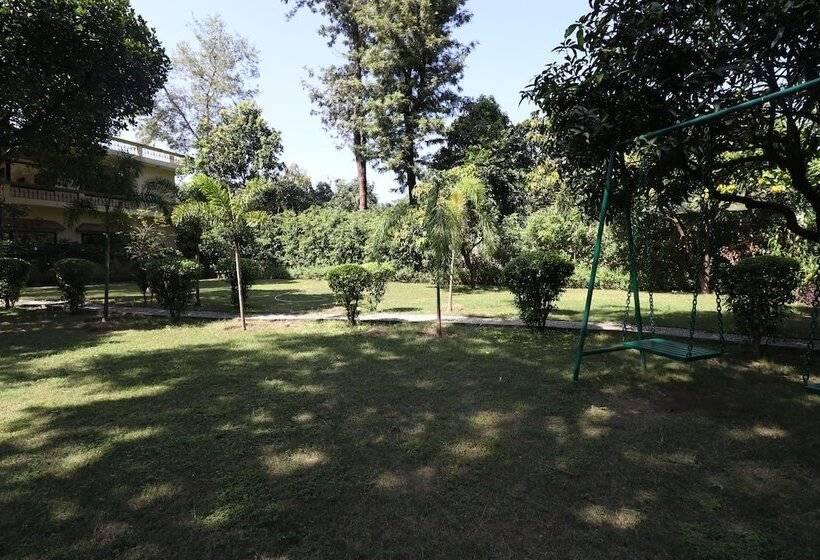 בית מלון כפרי Corbett Comfort Lodge