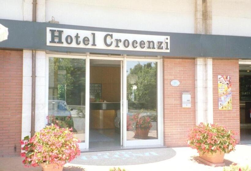 هتل Crocenzi