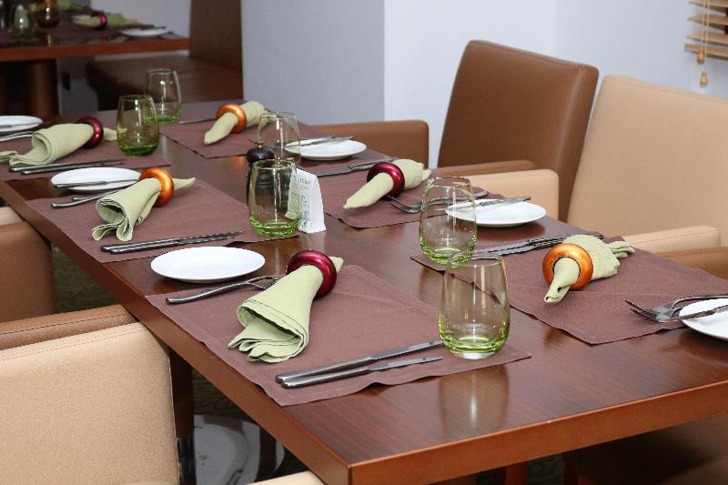 호텔 Crowne Plaza Sohar, An Ihg