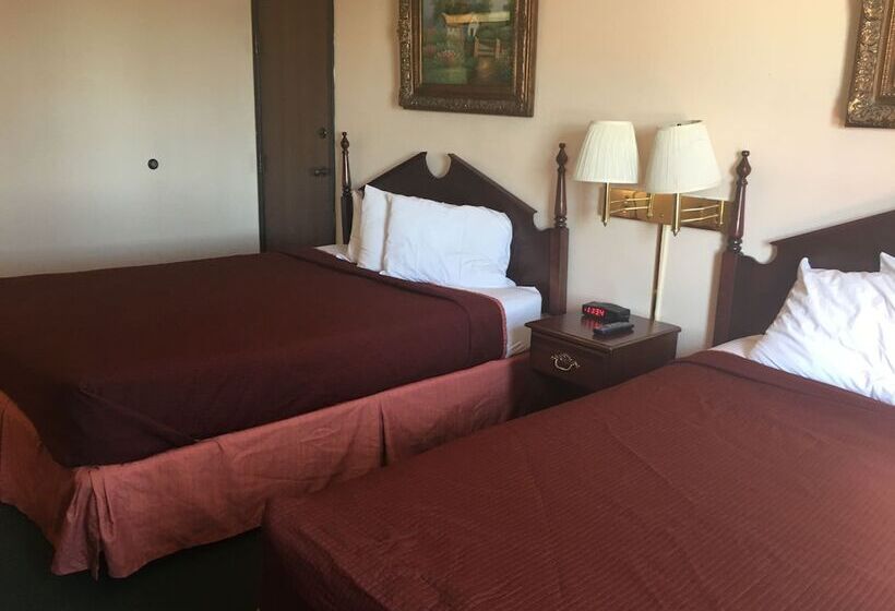 酒店 Derby Inn & Suites