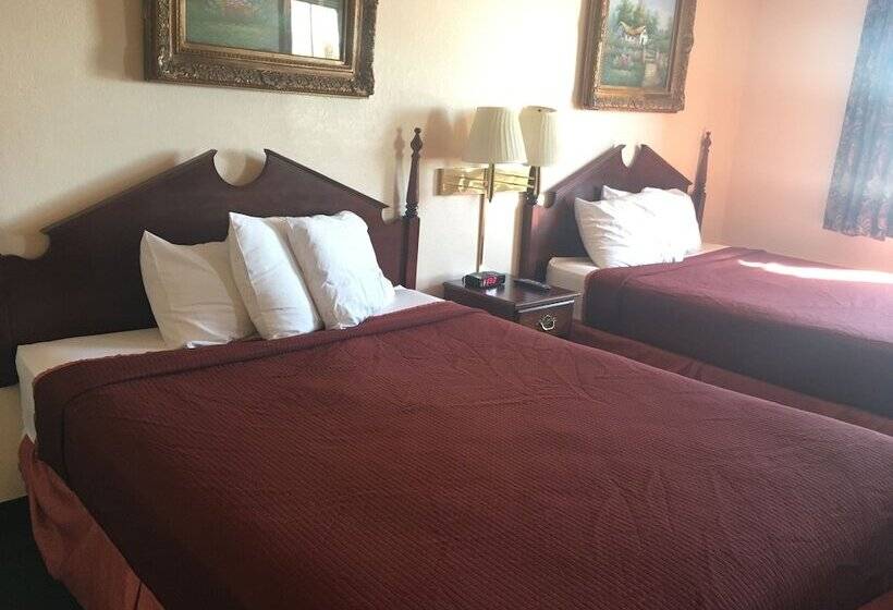 酒店 Derby Inn & Suites