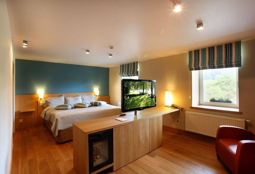 בית מלון כפרי Des Bains & Wellness Spa Nuxe