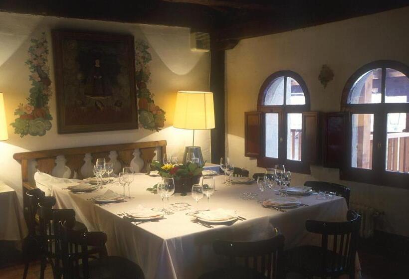 בית מלון כפרי El Rancho