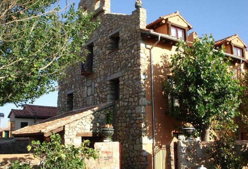 בית מלון כפרי El Rancho