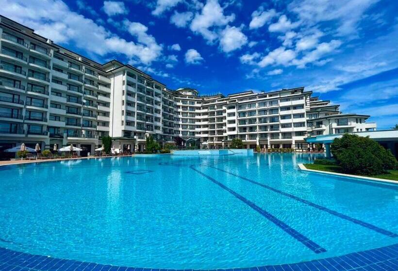 בית מלון כפרי Emerald Beach Resort & Spa