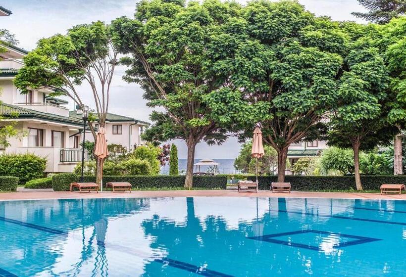 هتل Emerald Beach Resort & Spa