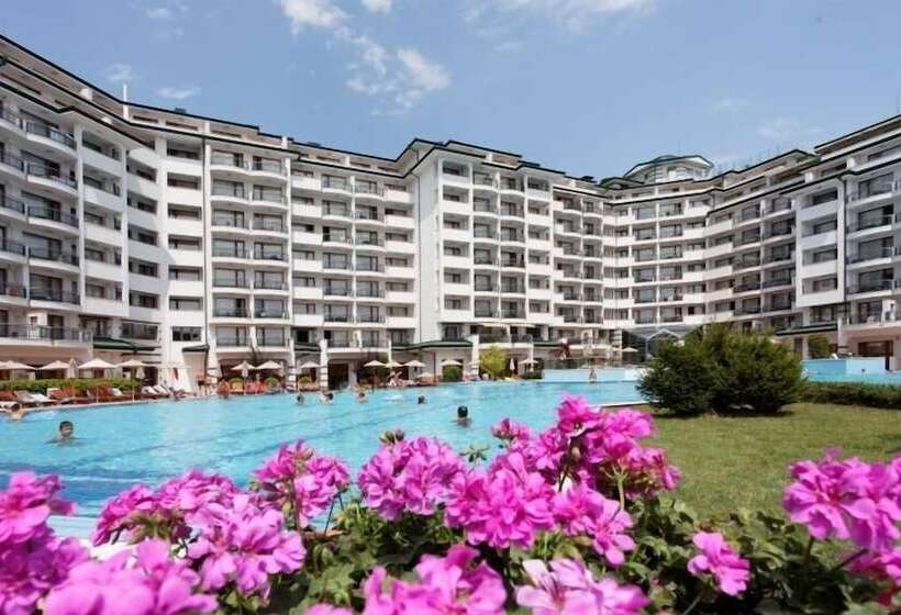 هتل Emerald Beach Resort & Spa