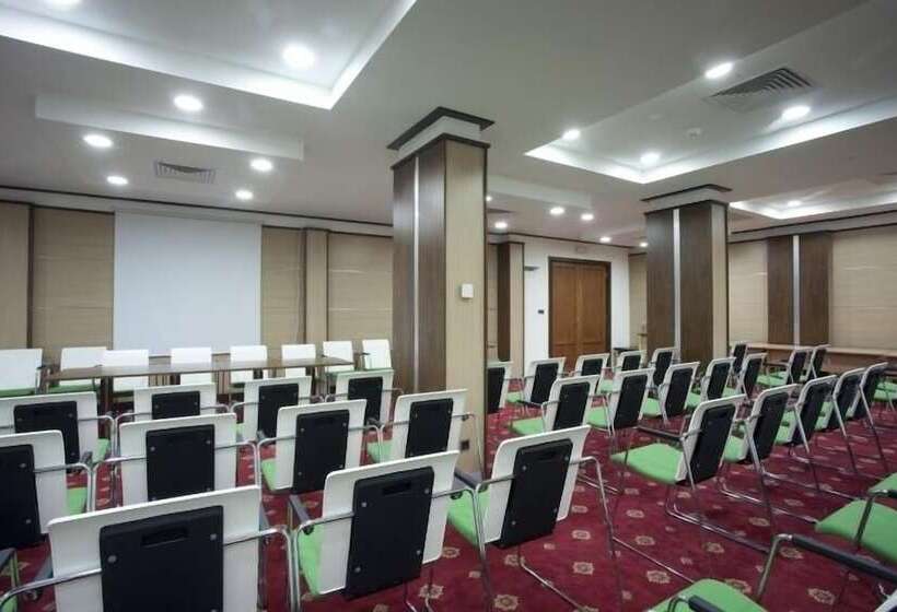 هتل Emerald Beach Resort & Spa