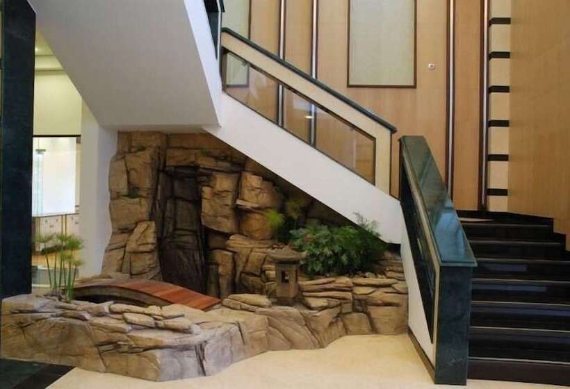 בית מלון כפרי Emerald Beach Resort & Spa