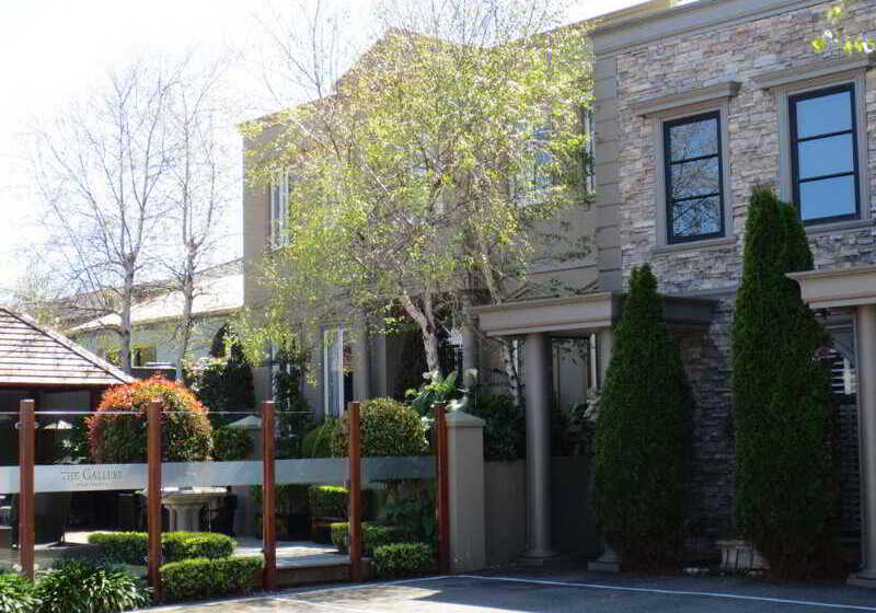 בית מלון כפרי Gallery Apartments