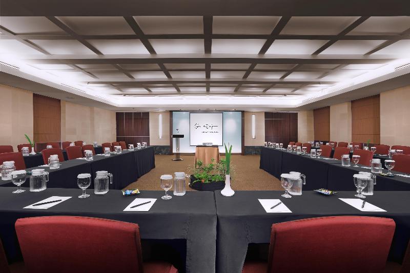 호텔 Grand Dafam Braga Bandung