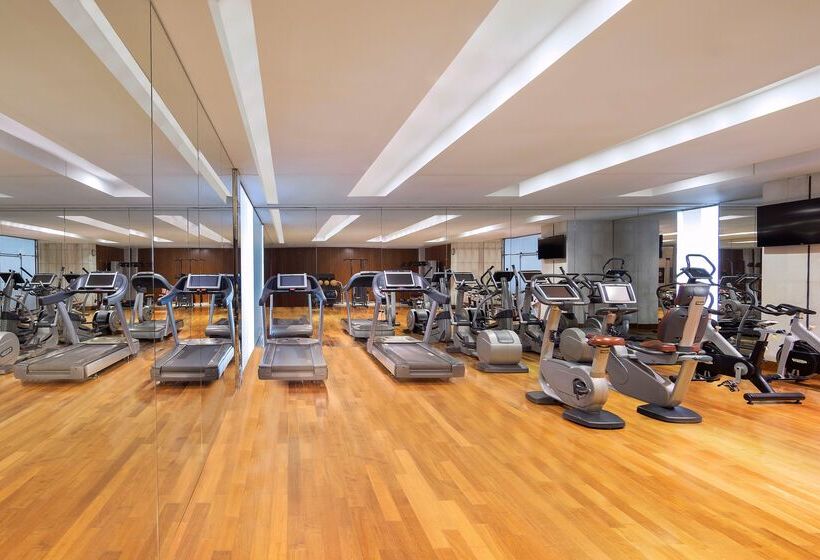 Grand Hyatt Doha Hotel & Villas