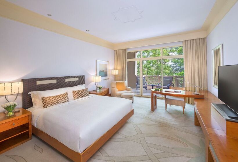 Grand Hyatt Doha Hotel & Villas