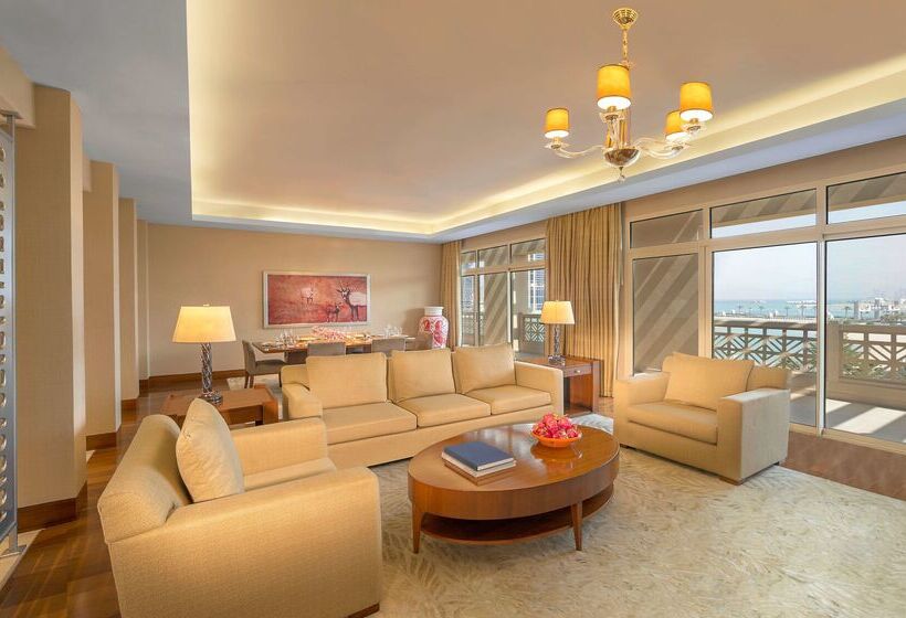 Grand Hyatt Doha Hotel & Villas