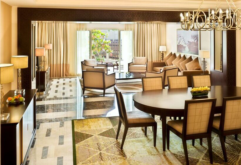 Grand Hyatt Doha Hotel & Villas