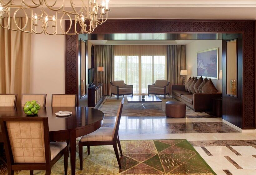 Grand Hyatt Doha Hotel & Villas