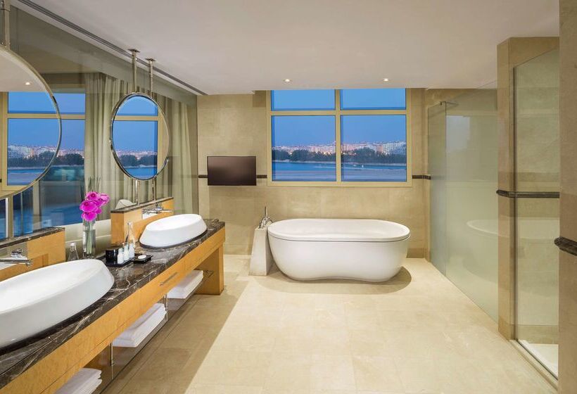 Grand Hyatt Doha Hotel & Villas