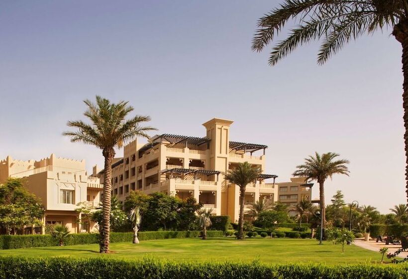 Grand Hyatt Doha Hotel & Villas