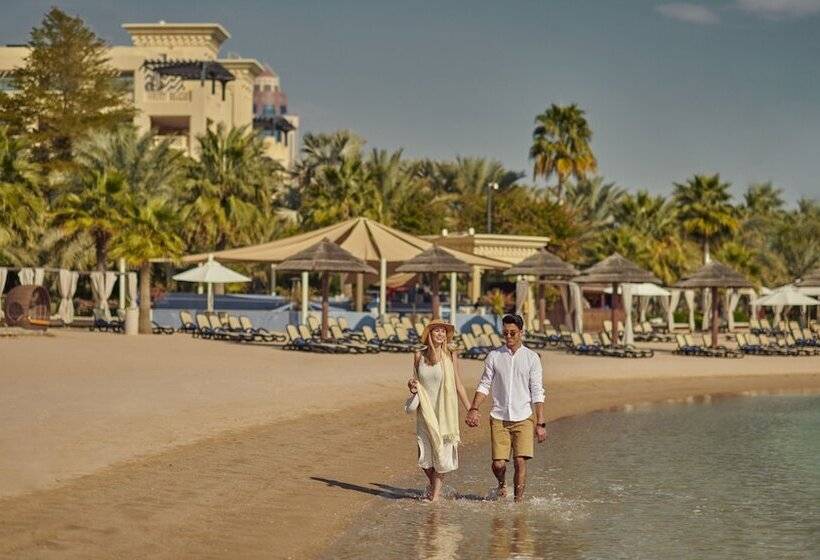 Grand Hyatt Doha Hotel & Villas