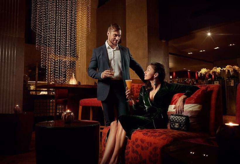 Grand Hyatt Doha Hotel & Villas