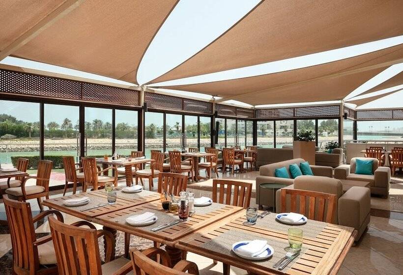 Grand Hyatt Doha Hotel & Villas