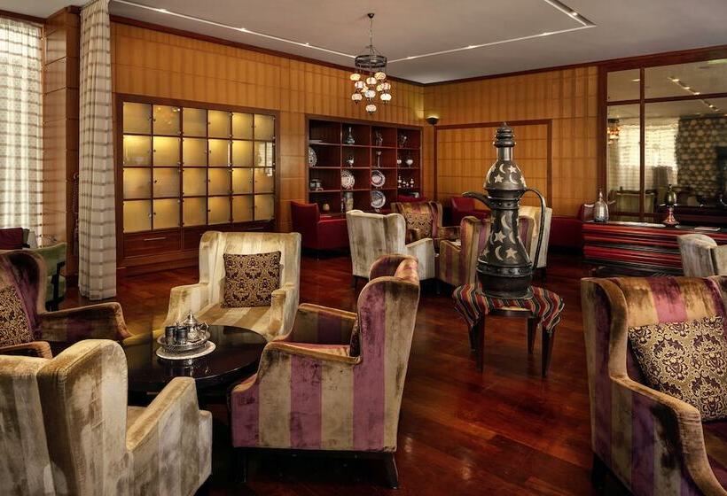 Grand Hyatt Doha Hotel & Villas