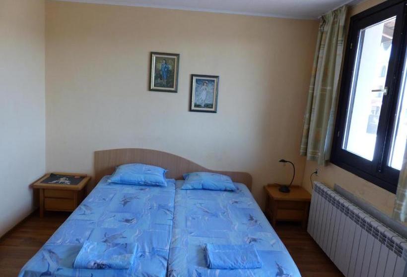 هتل Guest House Delphini
