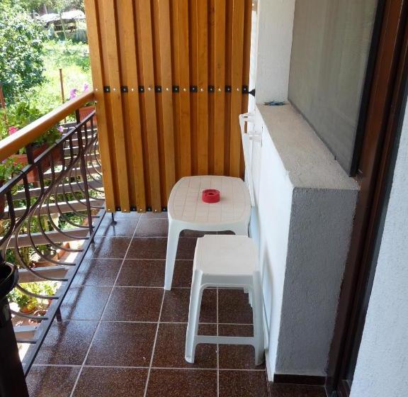 هتل Guest House Delphini
