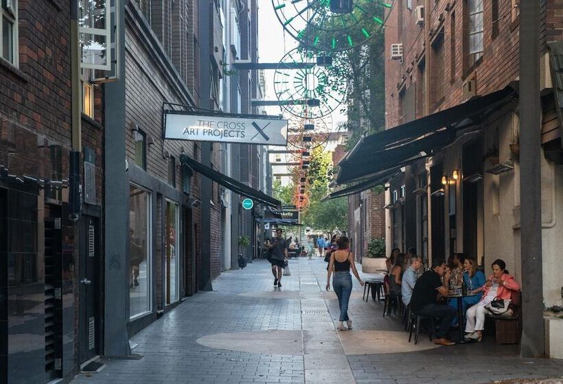 هتل Highfield Private