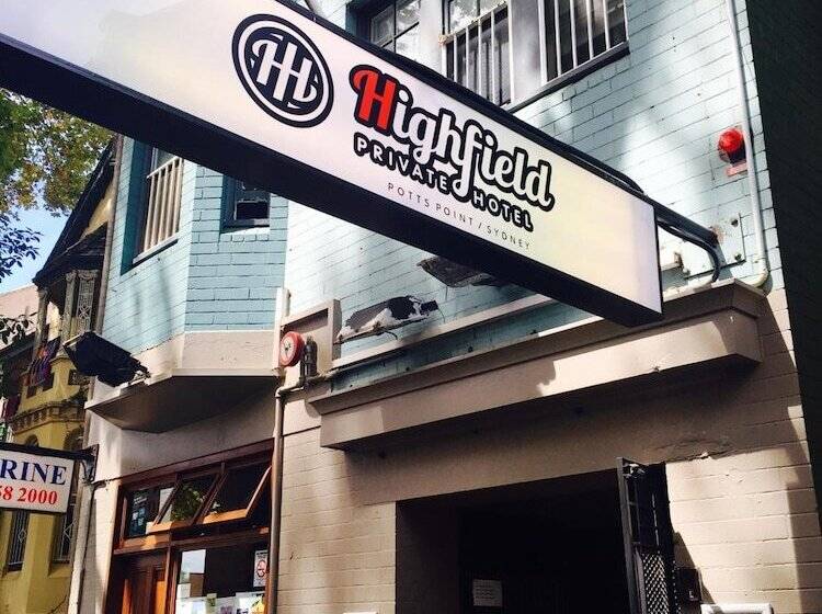 هتل Highfield Private