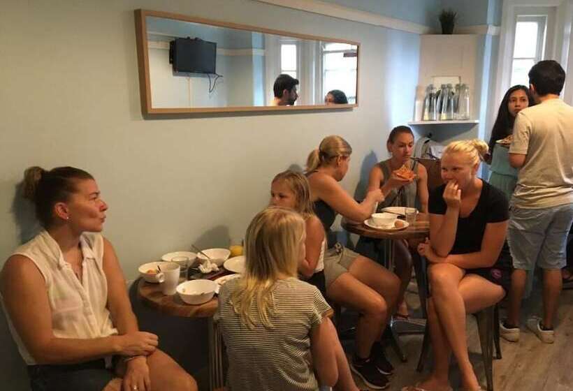 هتل Highfield Private