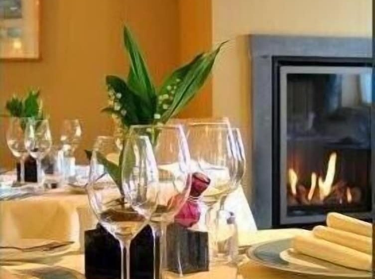 Отель Hostellerie Au Coeur Du Spinois