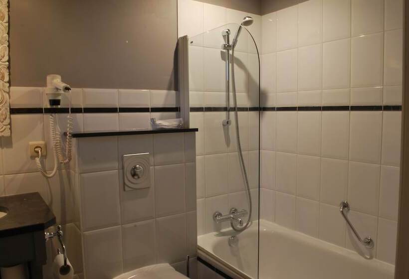 Отель Hostellerie Au Coeur Du Spinois