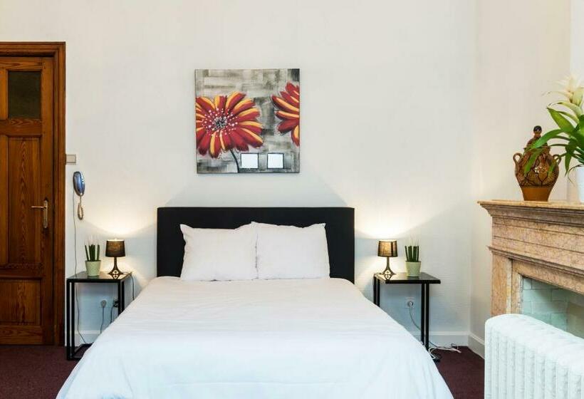 Отель Hostellerie Lou Pahou