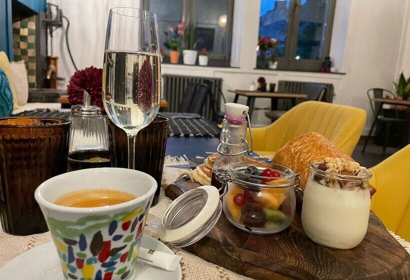 ホテル Hôtel Le Manoir