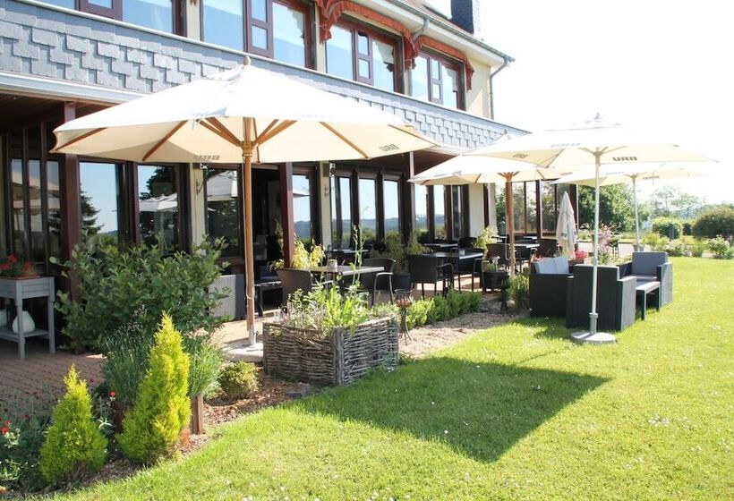 ホテル Hôtel Restaurant N 4