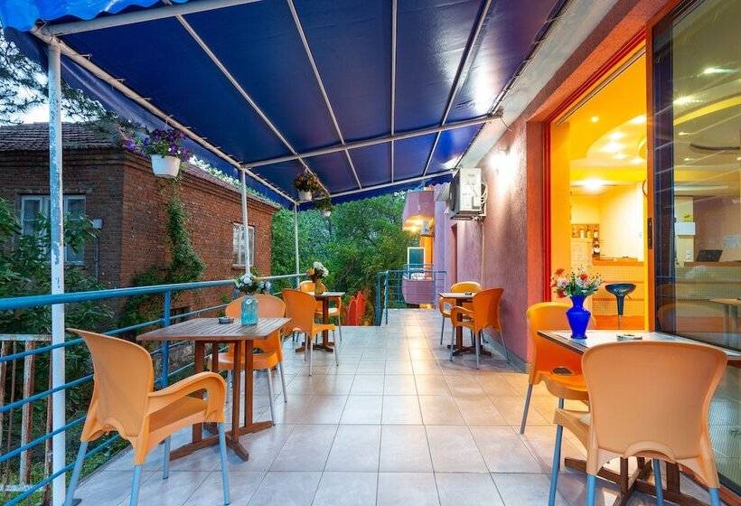 Family Hotel Jemelly